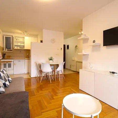 Davor 2231 Appartement Pula