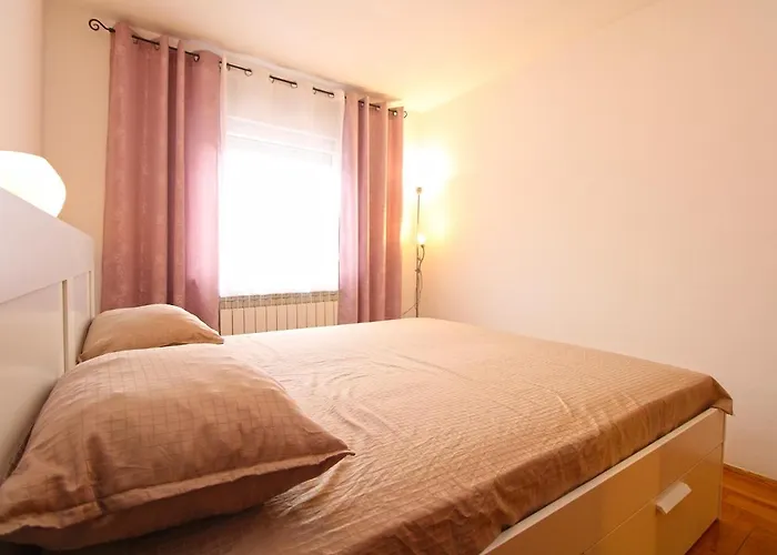 Apartamento Davor 2231 *