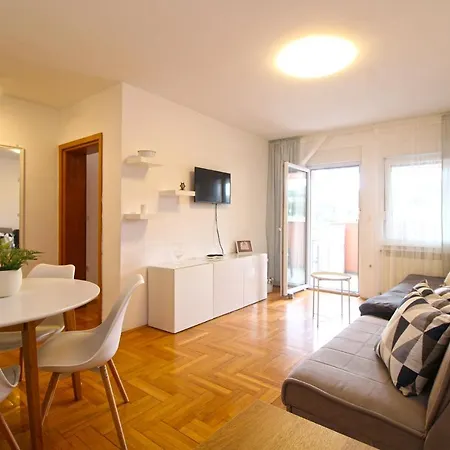 Apartamento Davor 2231 Pula